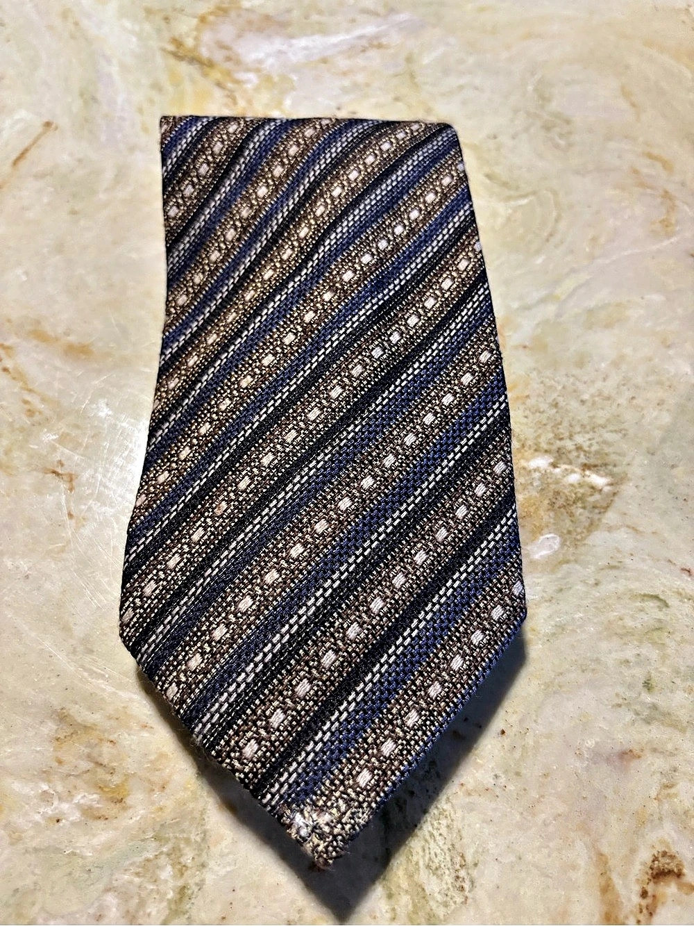 HUGO Men's Silk Geometric Tie in Blue & Brown Like New